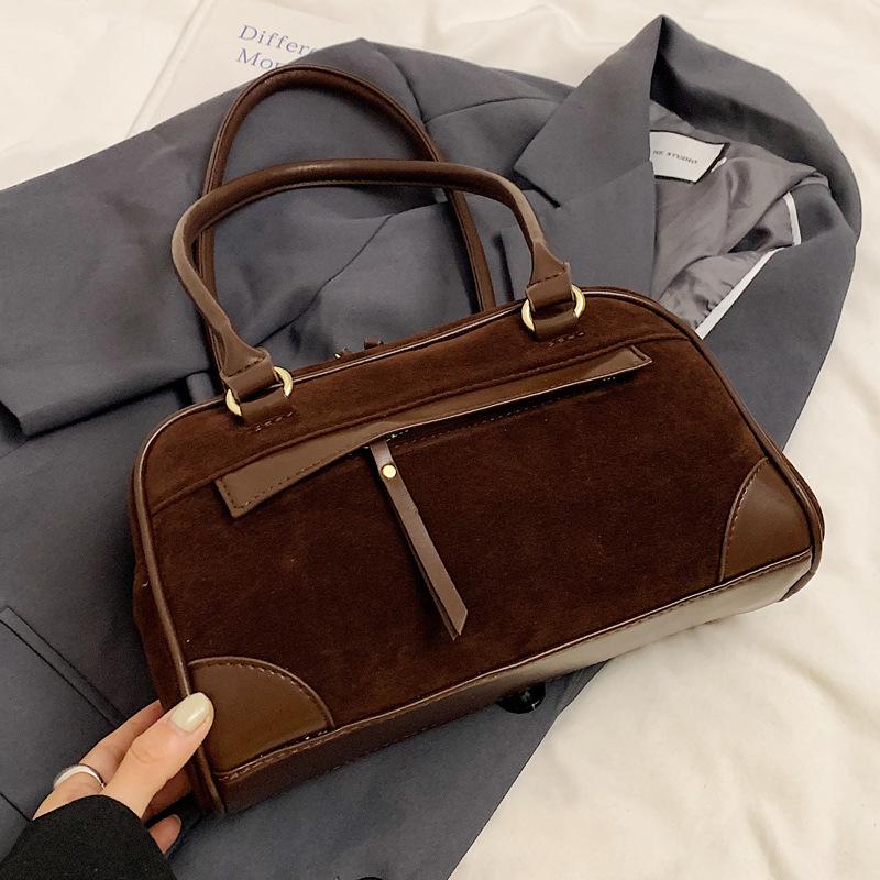 Retro Underarm Bag Women's Autumn and Winter 2025 New Trendy Korean Niche Portable Bowling Bag Large-capacity Commuter Bag