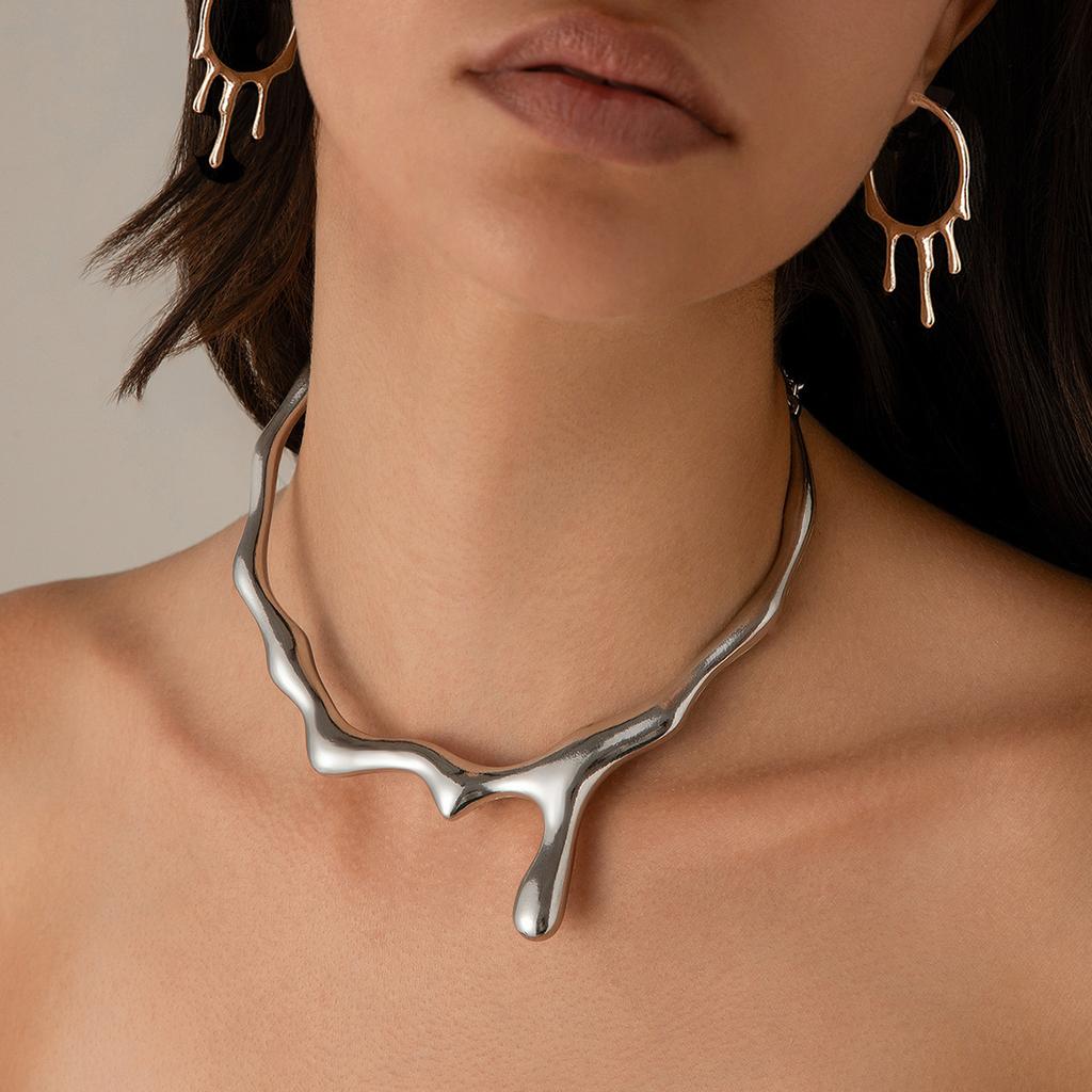 C040ins Lava Water Drop Liquid Metal Choker for Women Simple Round Irregular Choker