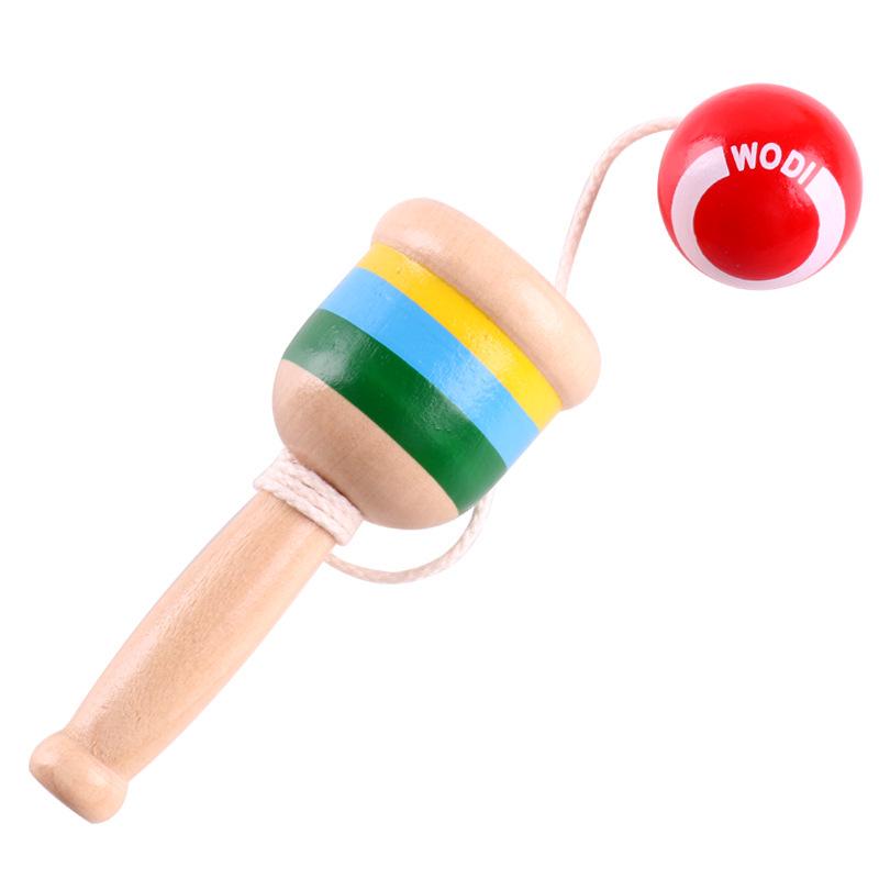 Traditionelles Kendama-Geschicklichkeitsspielzeug aus Holz für Kinder