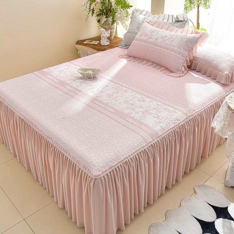 Princess Style Cooling Bed Skirt Set with Ruffled Lace Bedspread - Ice Silk Bean Mat for Summer