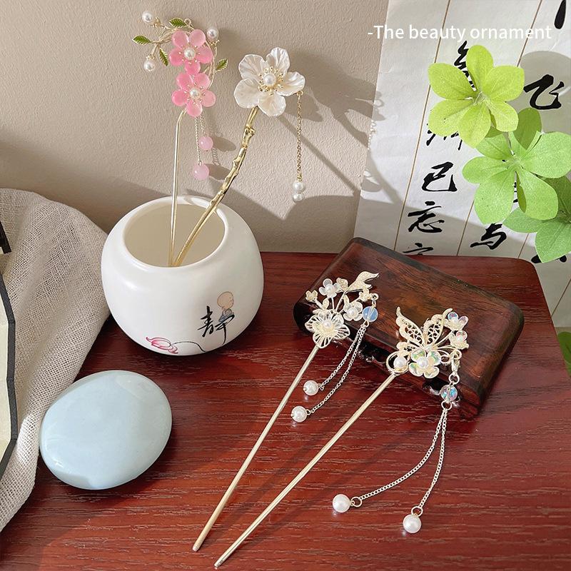 Butterfly temperament walking hairpin Hanfu ancient costume headdress new high-end hairpin women's Chinese disc hair fringed hairpin