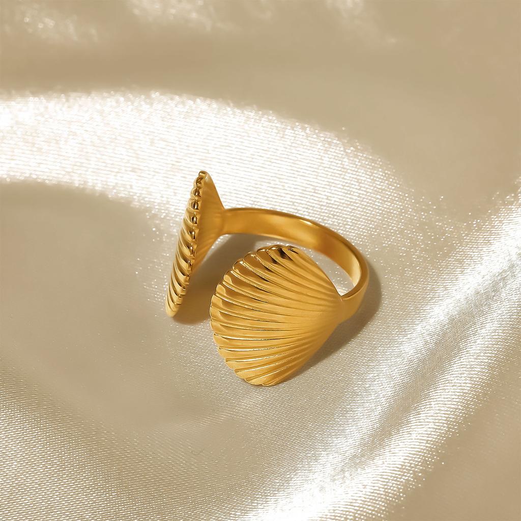 Anello da donna alla moda in 1 pezzo Anello da donna Anello in metallo Anello lucido Anello in metallo Regalo per le vacanze