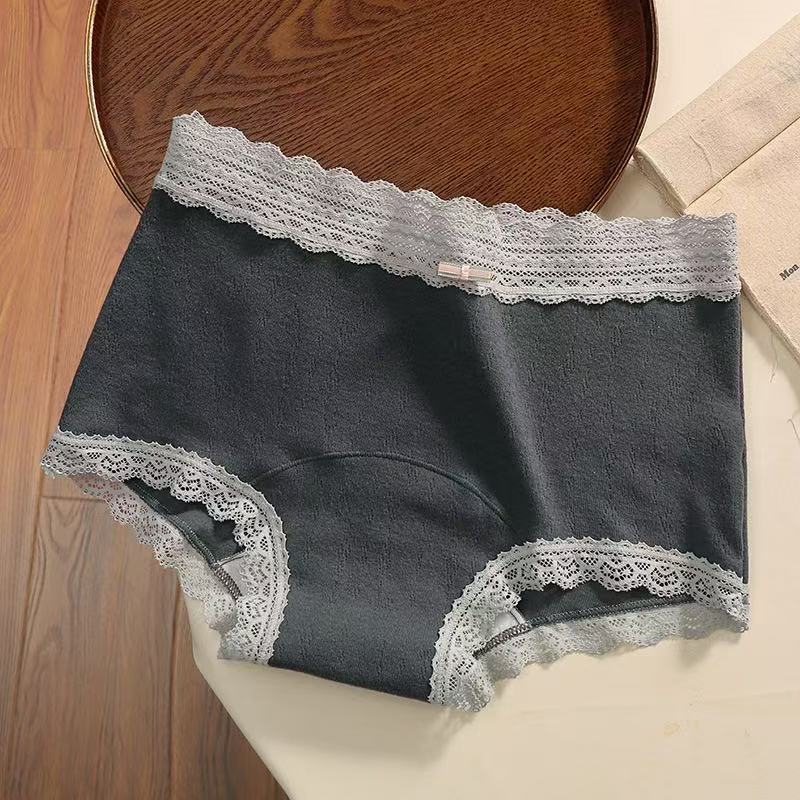 Ladies Autumn and Winter New Lace Edge Cotton 7A Antibacterial Briefs
