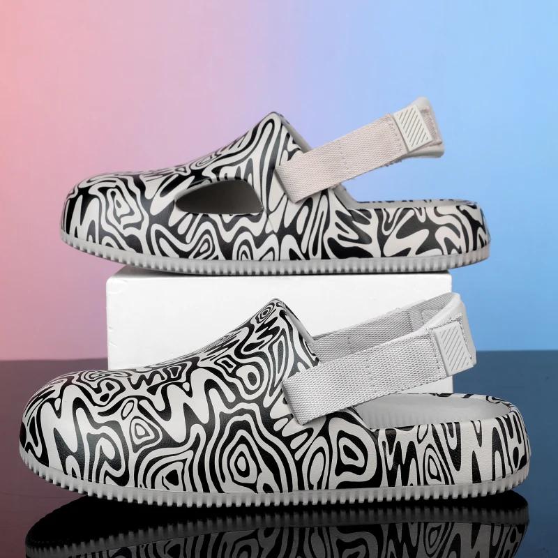 Fashion Men Clogs Sandals camouflage Brand Casual Shoes EVA Lightweight Sandles Man Colorful Shoes for Summer Beach Zapatillas Hombre