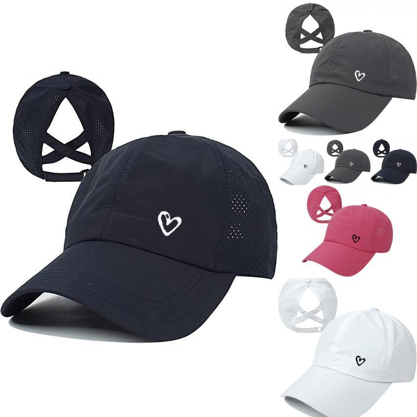 Embroidered Heart Casual Baseball Cap With Curved Brim And Sunshade For Daily Activities