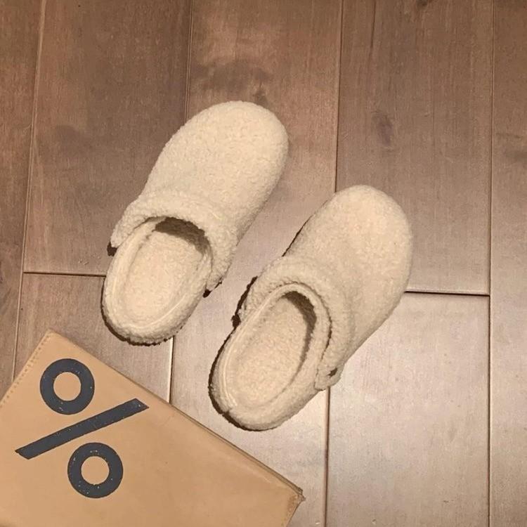 

Обувь Boken из овечьей шерсти женская зимняя 2025 новая два способа носки уличная повседневная теплая для ног маленькие пушистые тапочки женские 40