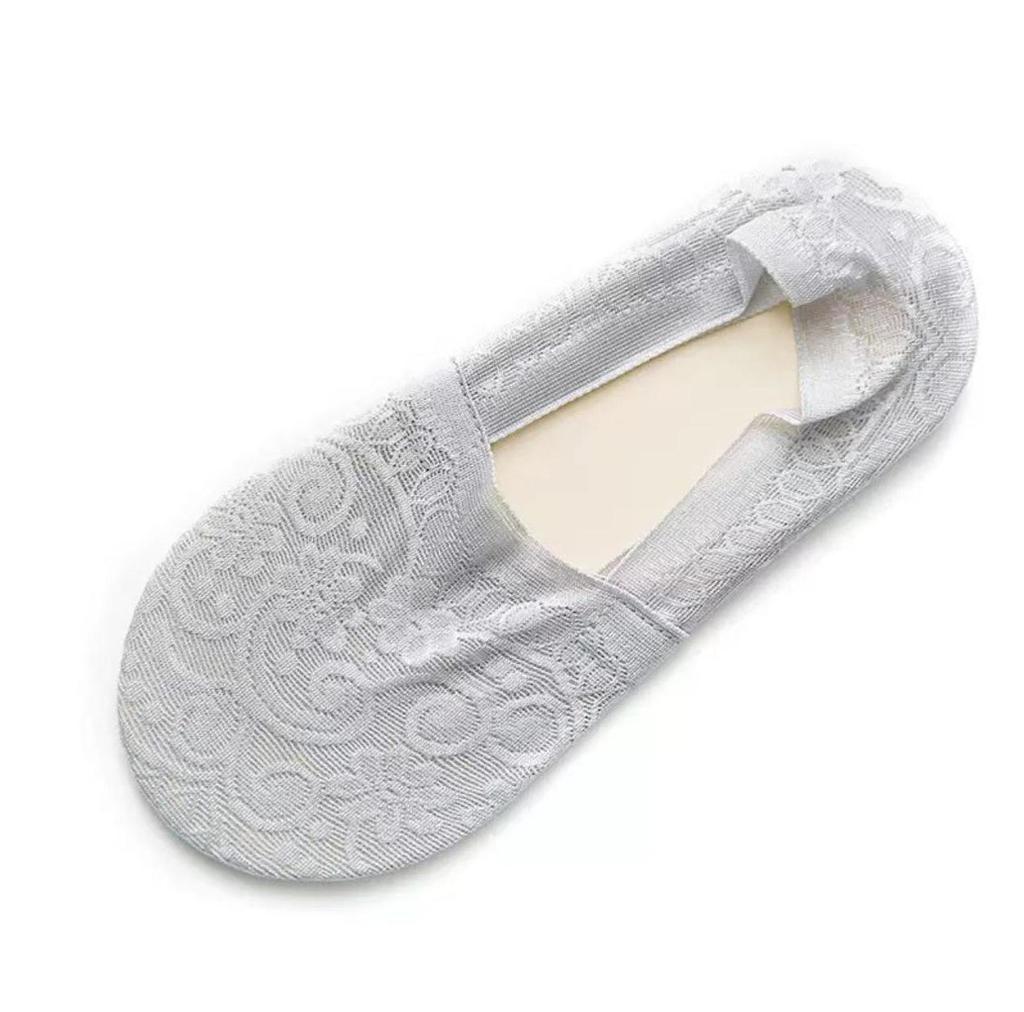 New Summer Women's Lace Boat Socks with Silicone Grip, Breathable Mesh Design and Invisible Finish.
