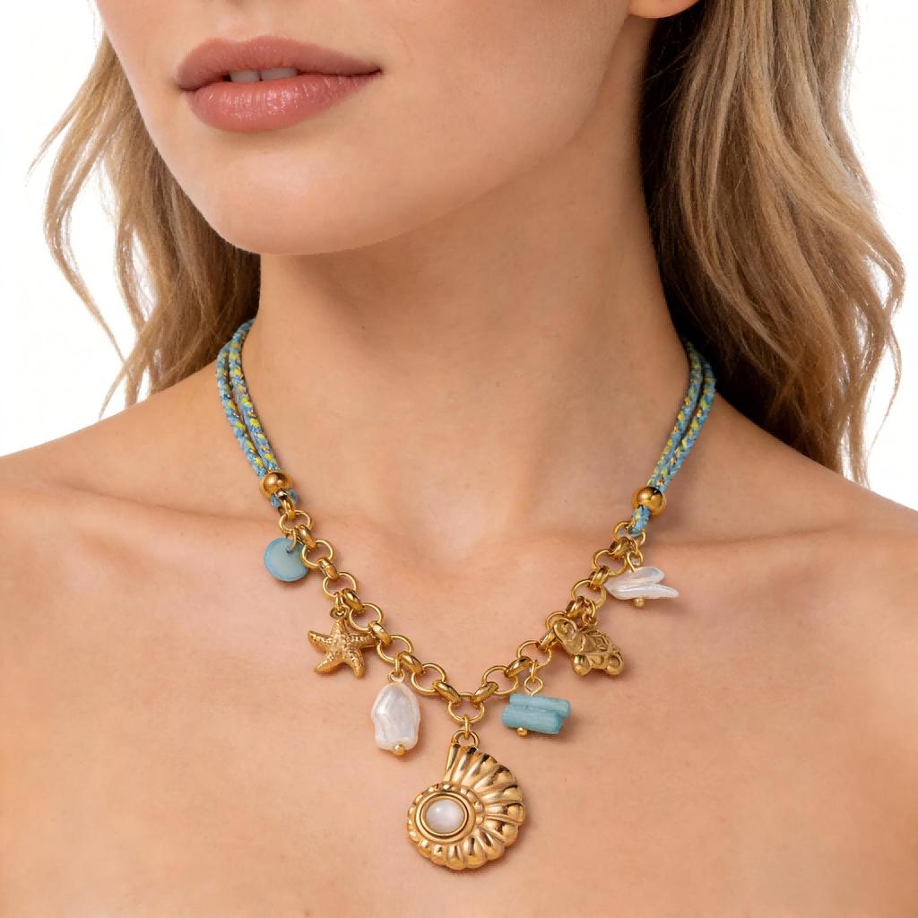 European & American Ocean Beach Style 18K Gold Seashell Pendant Necklaces for Women, Stainless Steel, Light Luxury.
