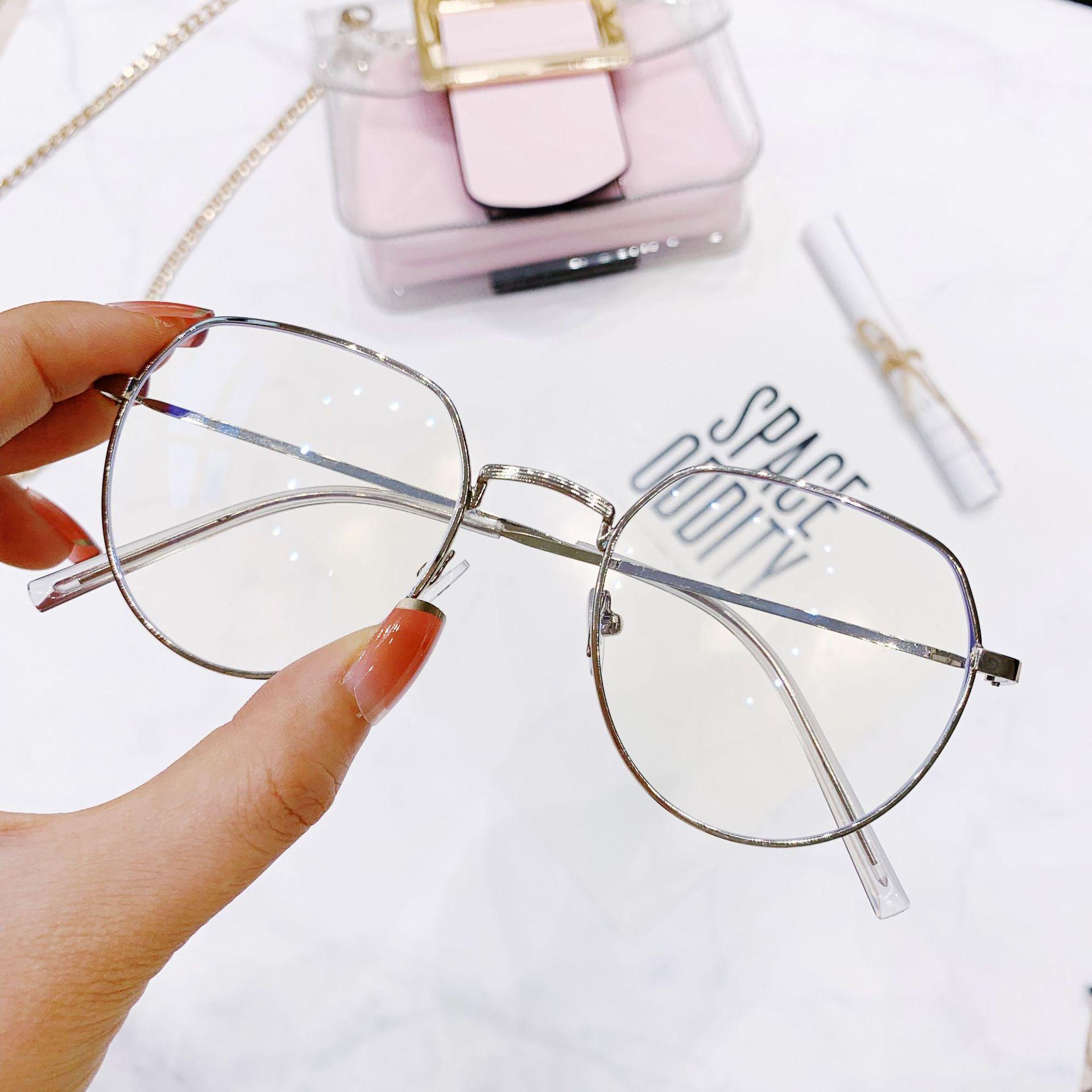 

Classic Metal Frame Plain Eyeglasses Women Men Anti-blue Light Protective Computer Eyewear New Trend Optical Spectacle Glasses серебряный