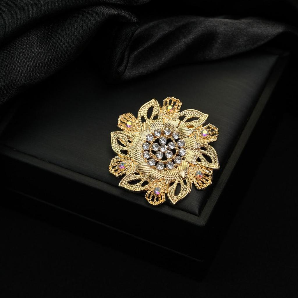 Gold & Diamond Vintage Butterfly Brooch - Versatile Women's Pin Jewelry