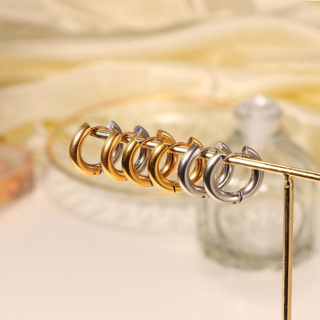 Minimalist 18k Gold-Plated Stainless Steel Circle Earrings In European & American INS Style