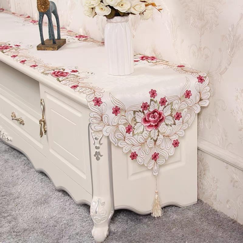 European Embroidery Hollow Table Flag Pastoral Embroidery Fabric Spring Flower Tv Cabinet Coffee Table Tablecloth