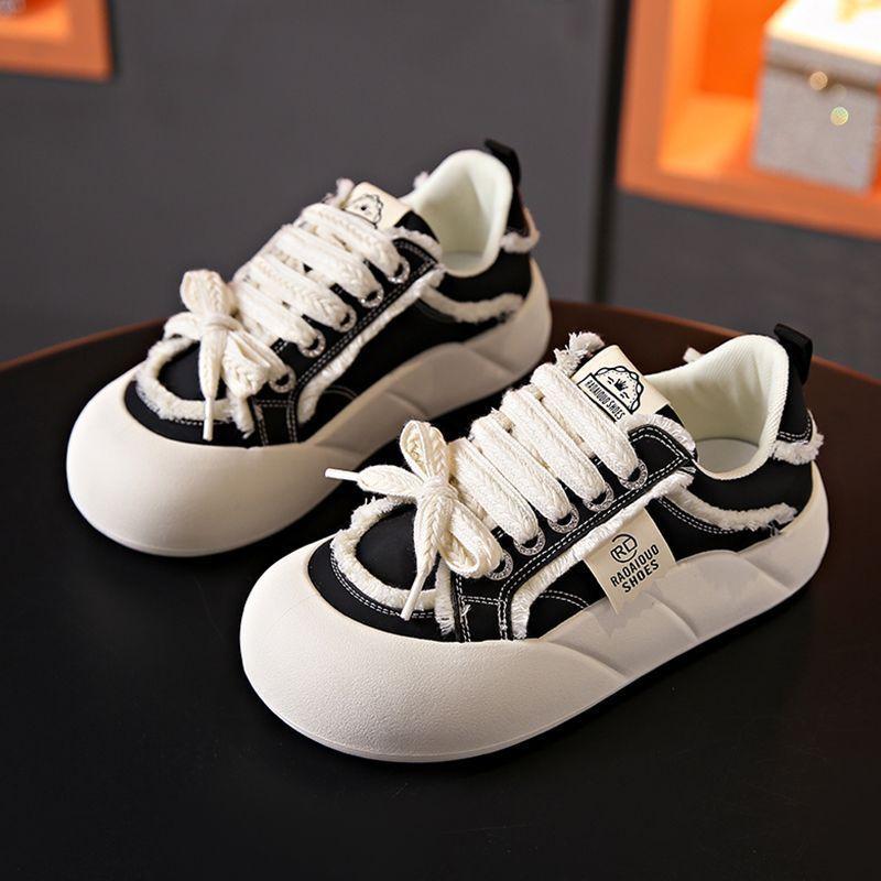 

Little white shoes women s 2025 new niche super fire platform versatile heightening board shoes Korean version big head cute casual women s shoes 40 чёрный