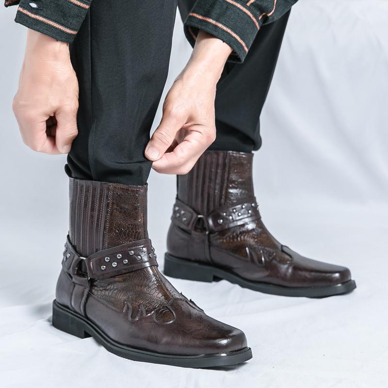 Brand Men's Classic Style Fashionable Rivet High Top Boots Autumn Men's Pointed Comfortable Carved Breathable Knight Boots