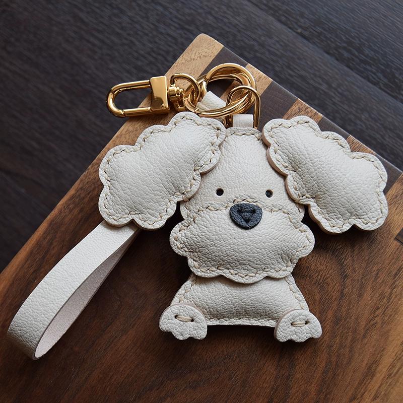 Teddy handmade leather car key bag pendant rearview mirror pendant cute simple female gift keychain