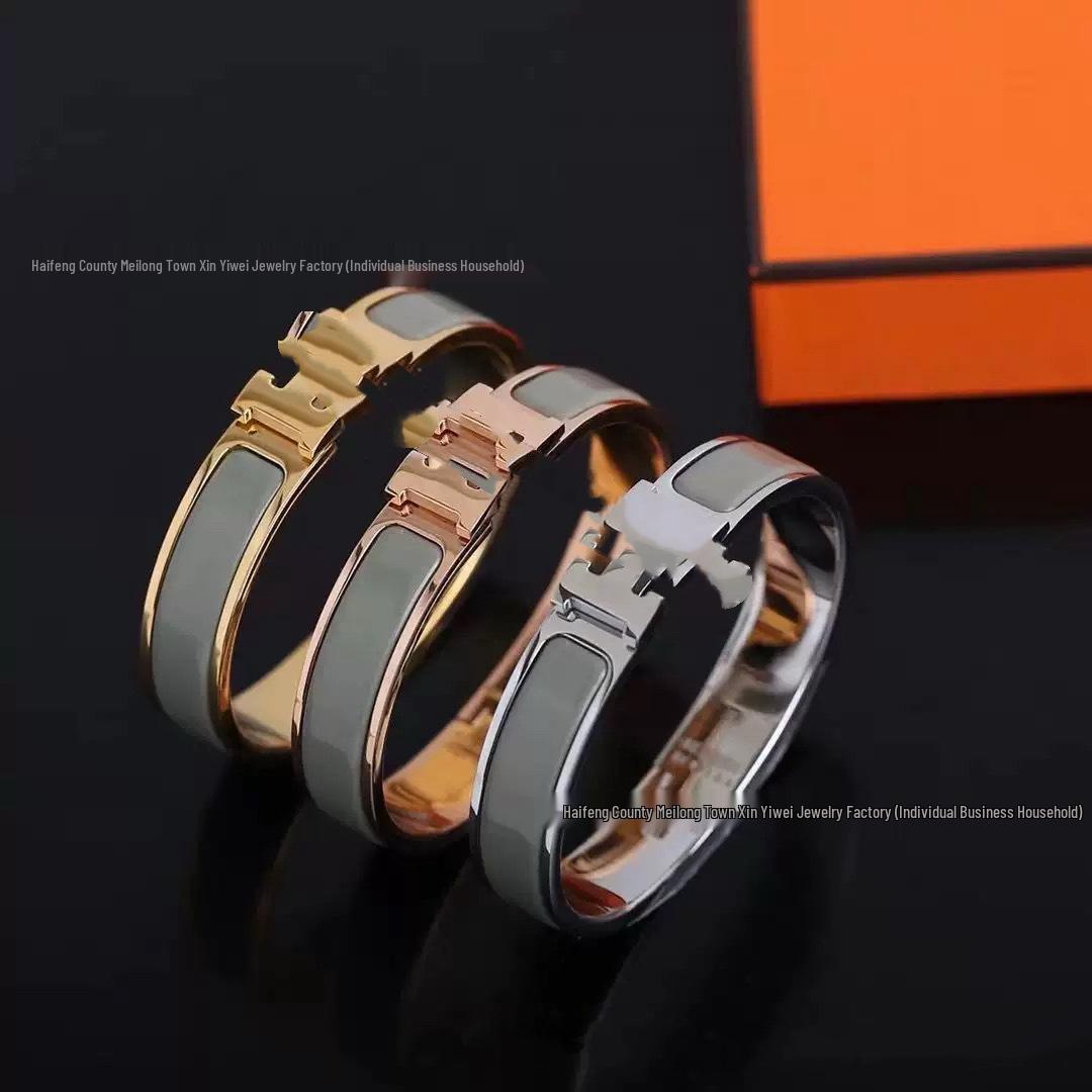 

Високоякісний золотий браслет-манжета з літерою H - Унісекс Браслет у стилі селебріті Rose Gold Size 19 сірий колір