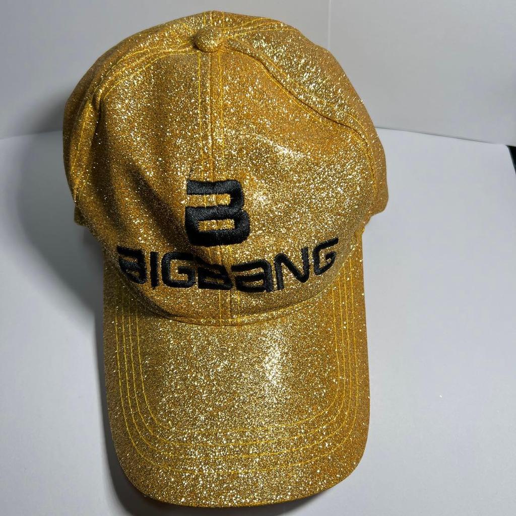 [GEBRAUCHT] BIGBANG Glitzer Gold Kappe