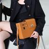 Modna, izolowana torba crossbody na napoje o dużej pojemności