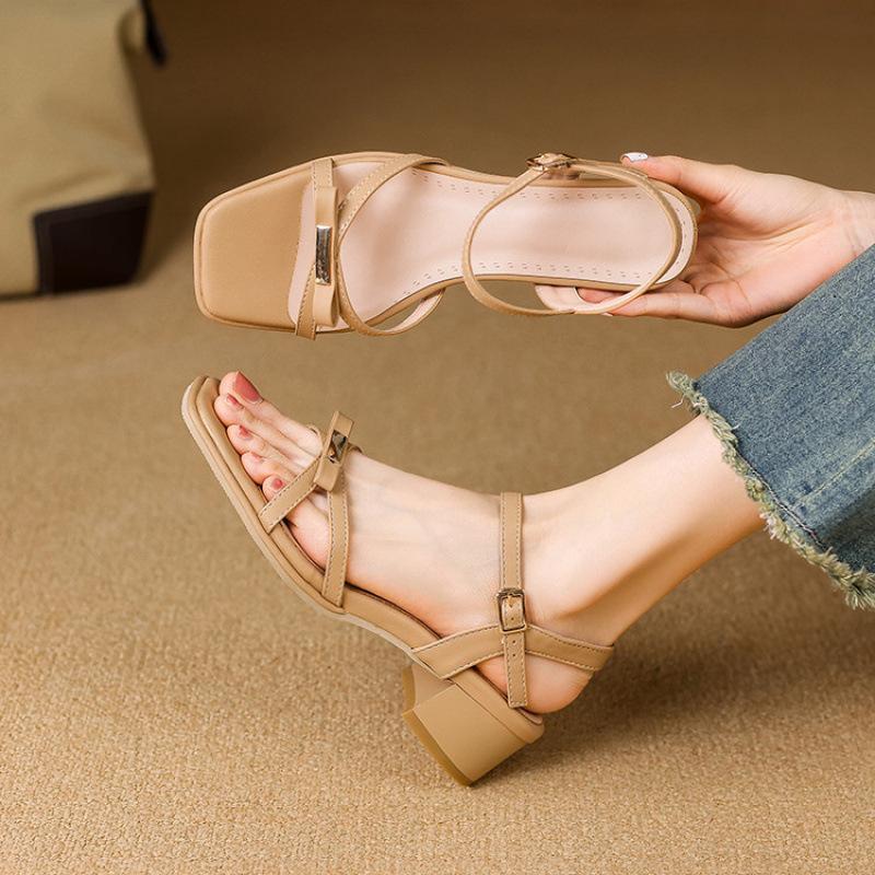 New Medium Heel Size Sandals Casual One-word Sandals Solid Color Rubber Soft Sole Comfortable Summer Square Head Square Heels