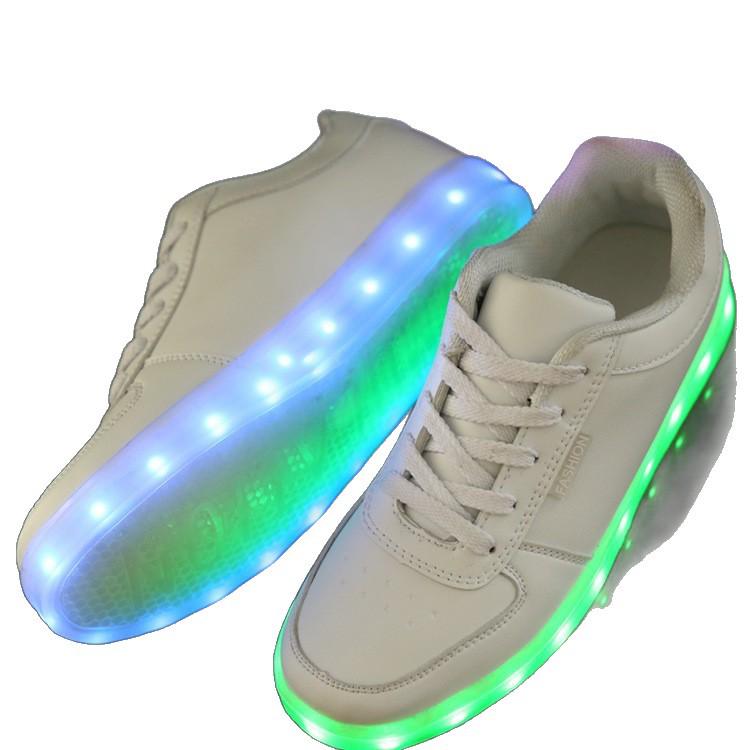 Unisex LED Light-Up Low-Top Casual Sneakers for Dance and Sports