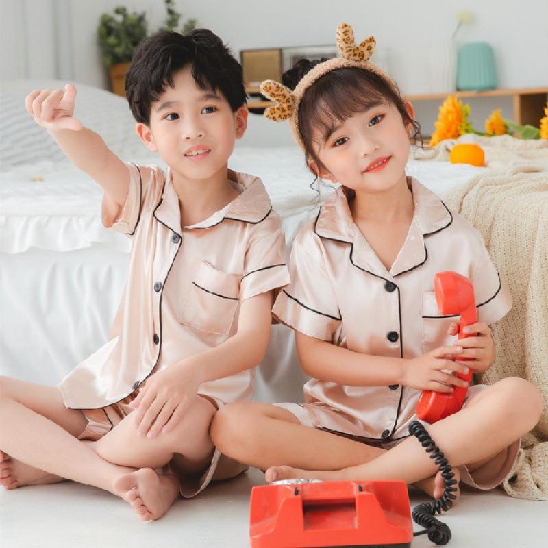 Barn Silk Satin Set Flickor Pojkar Enfärgad kostym Höst Barn Loungewear