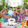 Zuckerwattemaschine für Kinder, elektrische Mini-Zuckerwattemaschine mit spritzwassergeschützter Platte in Lebensmittelqualität, inklusive 10 Bambusstäbchen und Zuckerschaufel