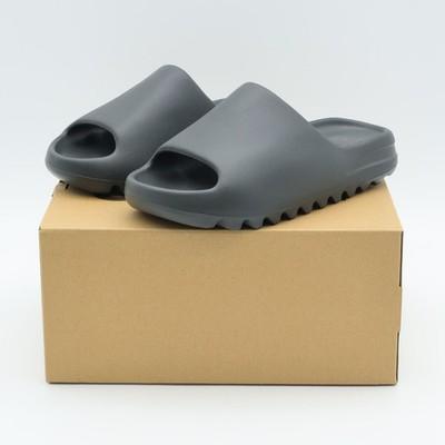 ID5103 adidas YEEZY Slide Dark Onyx (Men s) 8