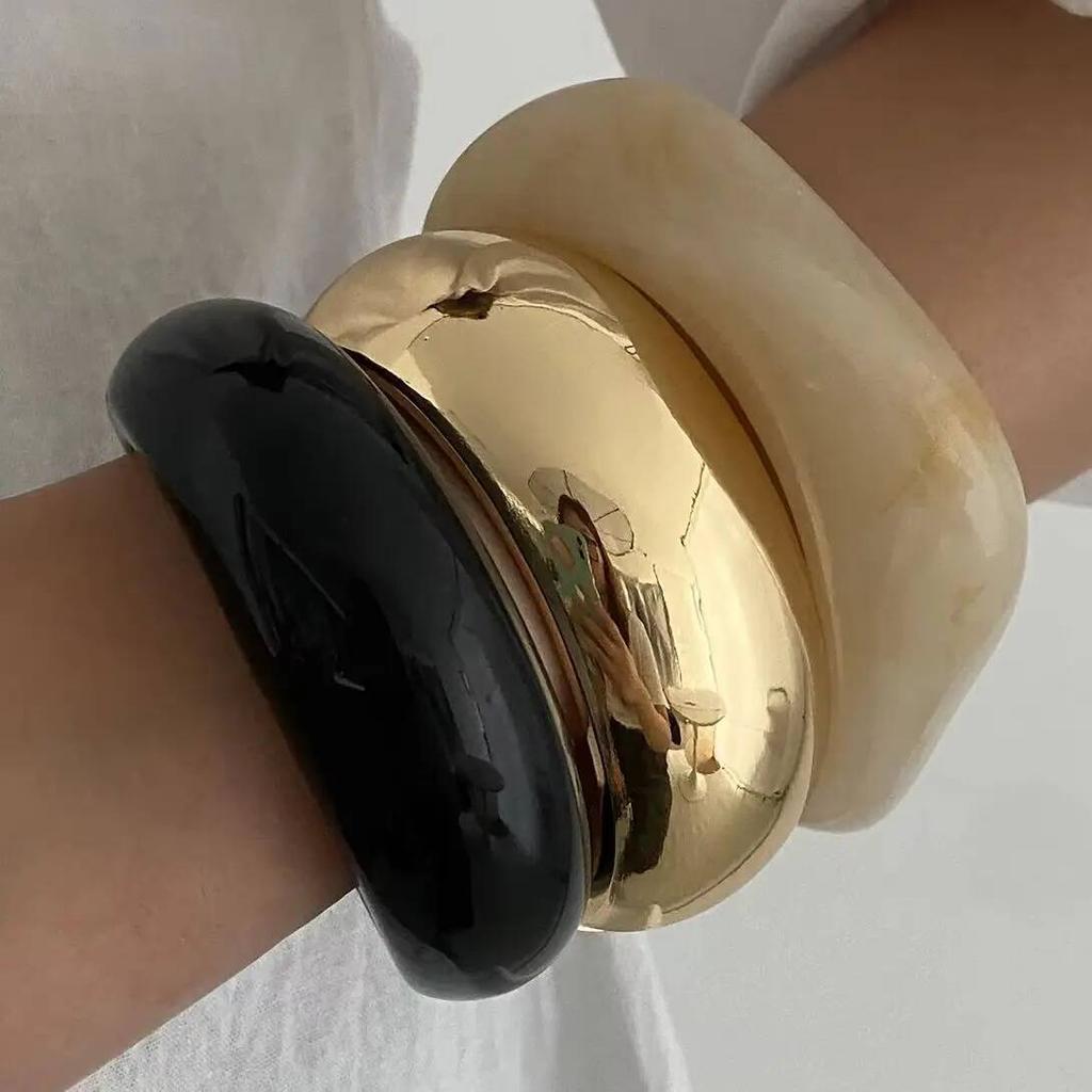 Salircon 3 Styles Fashion Geometric Resin Acrylic Bangle for Women Vintage Punk Hyperbole Metal Spring Bracelet Pulseras Jewelry