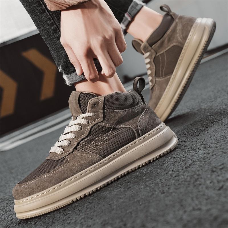 Men's Mid Top Board Shoes New Korean Fashion Trend Versatile Sports and Leisure Shoes Lightweight Outdoor Travel Shoes