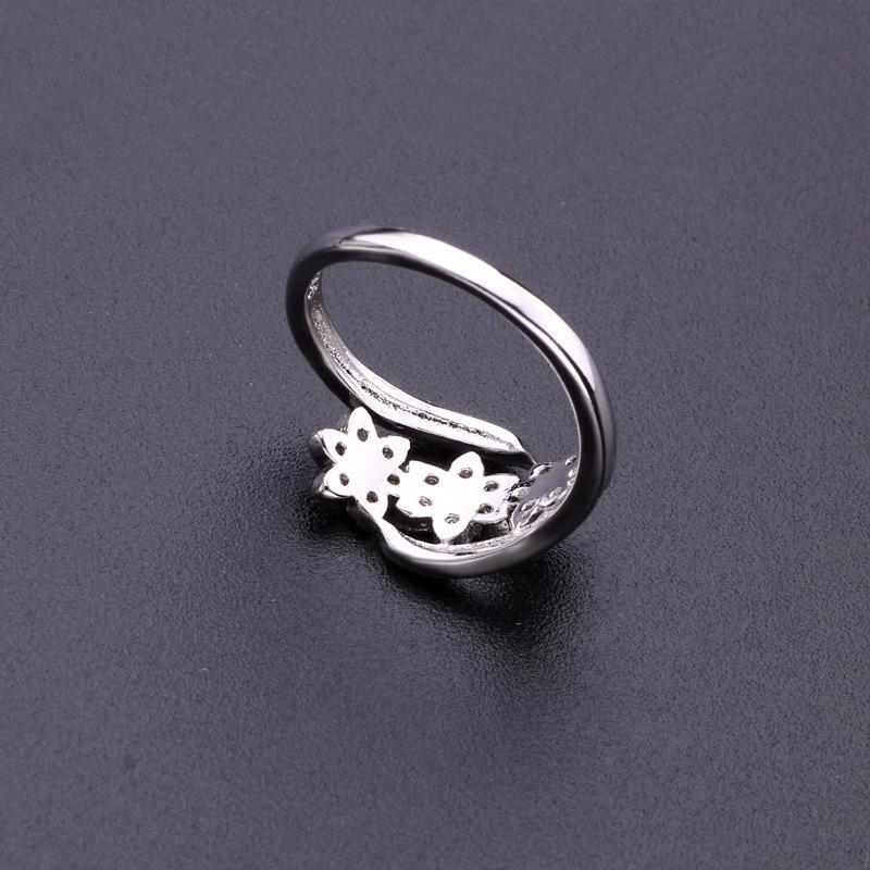 1Pc Stylish Adjustable Flower Ring with Synthetic Zircon Fashion Ring, Suitable for Daily Wear and Accessories