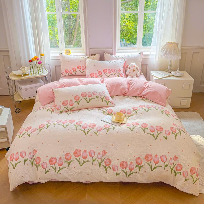 Romantic Floral Love Heart Duvet Cover Queen 4 Pcs Kawaii Strawberry Bedding Set For Girl Teen Reversible Pink Comforter Cover