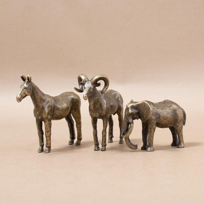 Figurines Animales en Laiton Massif Cheval Bélier Éléphant Rhinocéros Crapaud Tigre Design Rétro Pour Décoration de Maison et de Bureau Cadeau de Collection