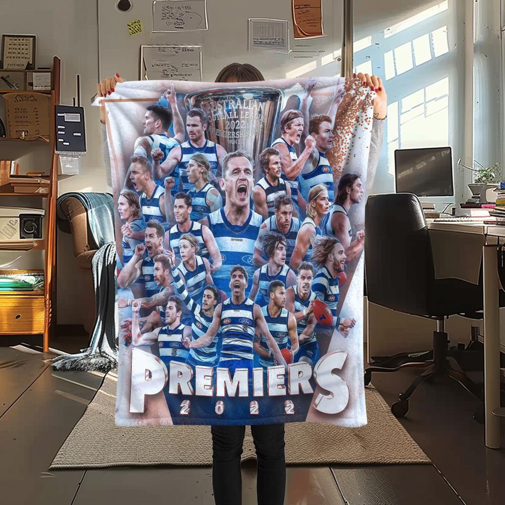

1PC Geelong Cats Print FlAannel Blanket, High quality Comfortable for All Seasons, Home Decor, Warmth and Comfort 80cm x 120cm