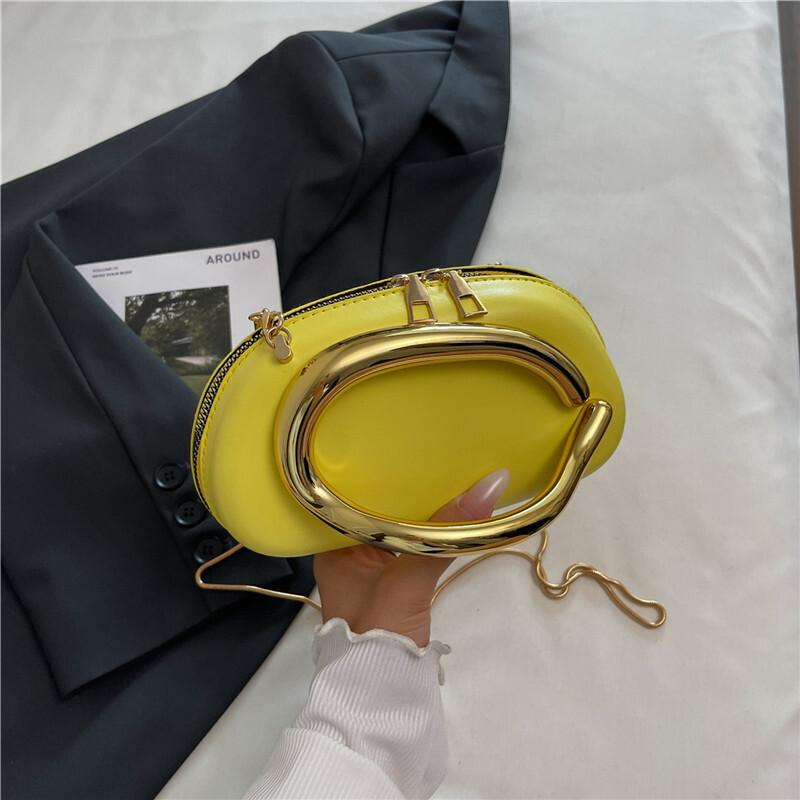 2026 Hot Sale Trendy Fashionable Crossbody Chain Bag Evening Bag Mini Bag Vintage Metal Handle Chain Shoulder Bags For Lady