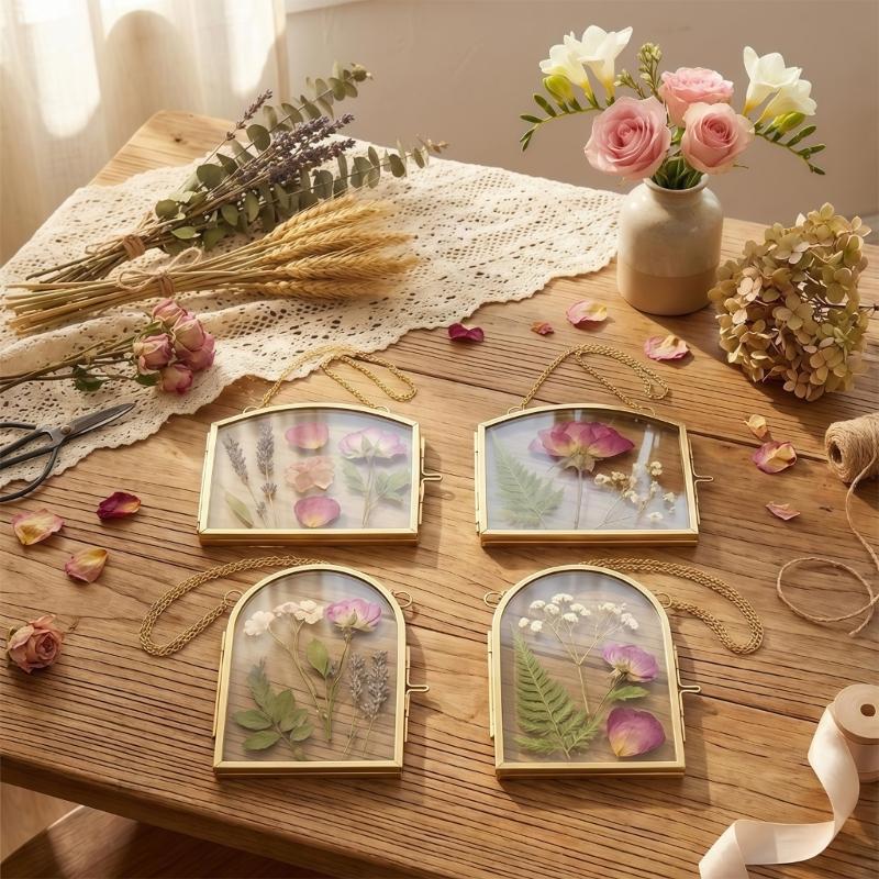2 Piece Double Glass Miniature Photo Frame With Hanging Chain For Dried Flower Plant And Picture Display Wall Decors