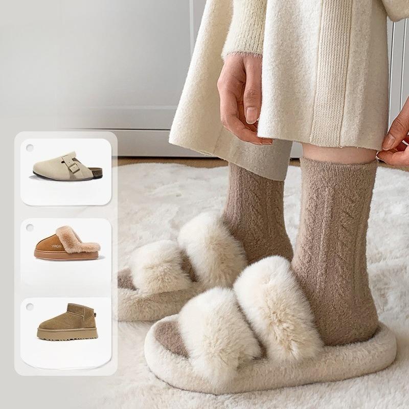 Coral Fleece Thick Sleep Socks for Autumn and Winter, Home Floor Socks, Plush Home Socks, Comfortable Mid-calf Women's Socks