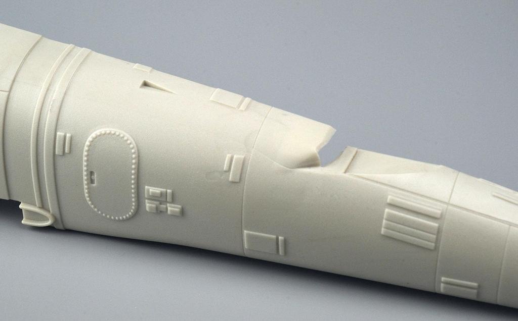 Platz Model A Space Odyssey Orion Space Clipper Scale Plastic Model Möbius 2001 1/72 MOE2001-11 (Spaceship)