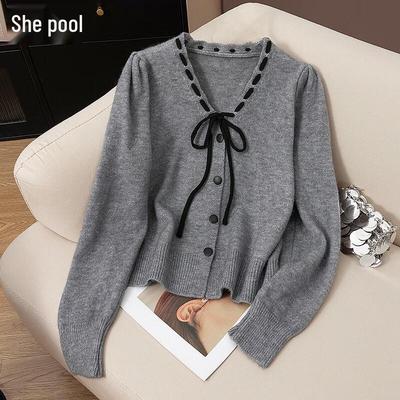 Üst Kıyafetler – Kadın hırkaları