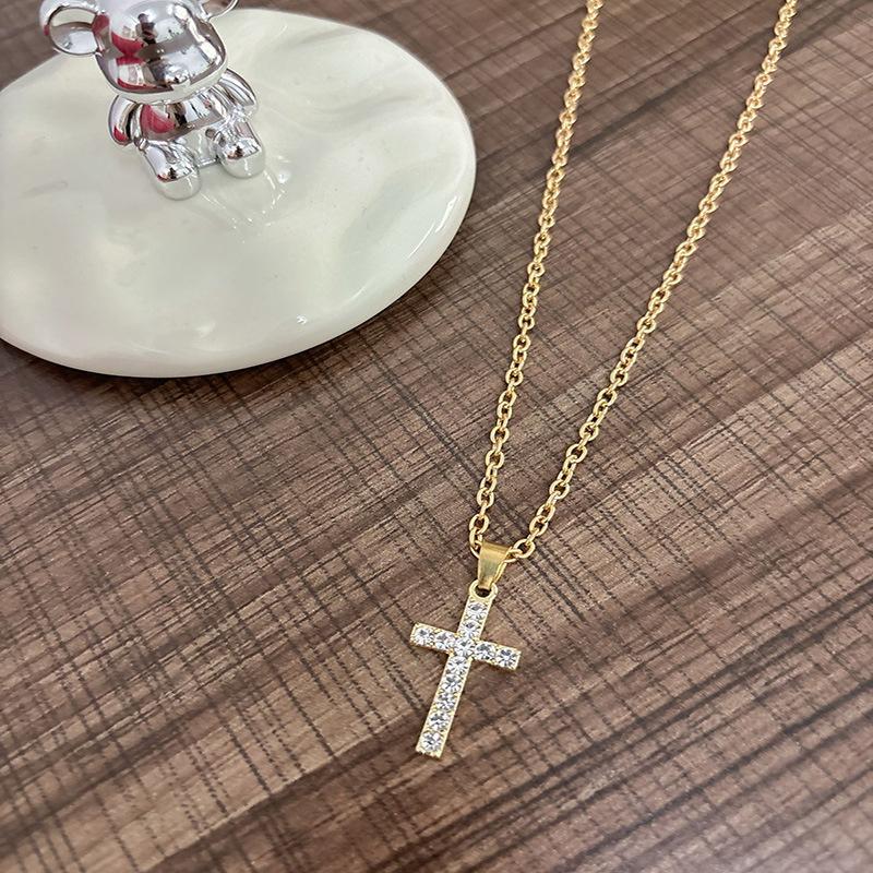 

Fashion Female Cross Necklace for Friend Golden Copper Color Crystal Collar Zircon Trendy Neck Zircon Dropshipping