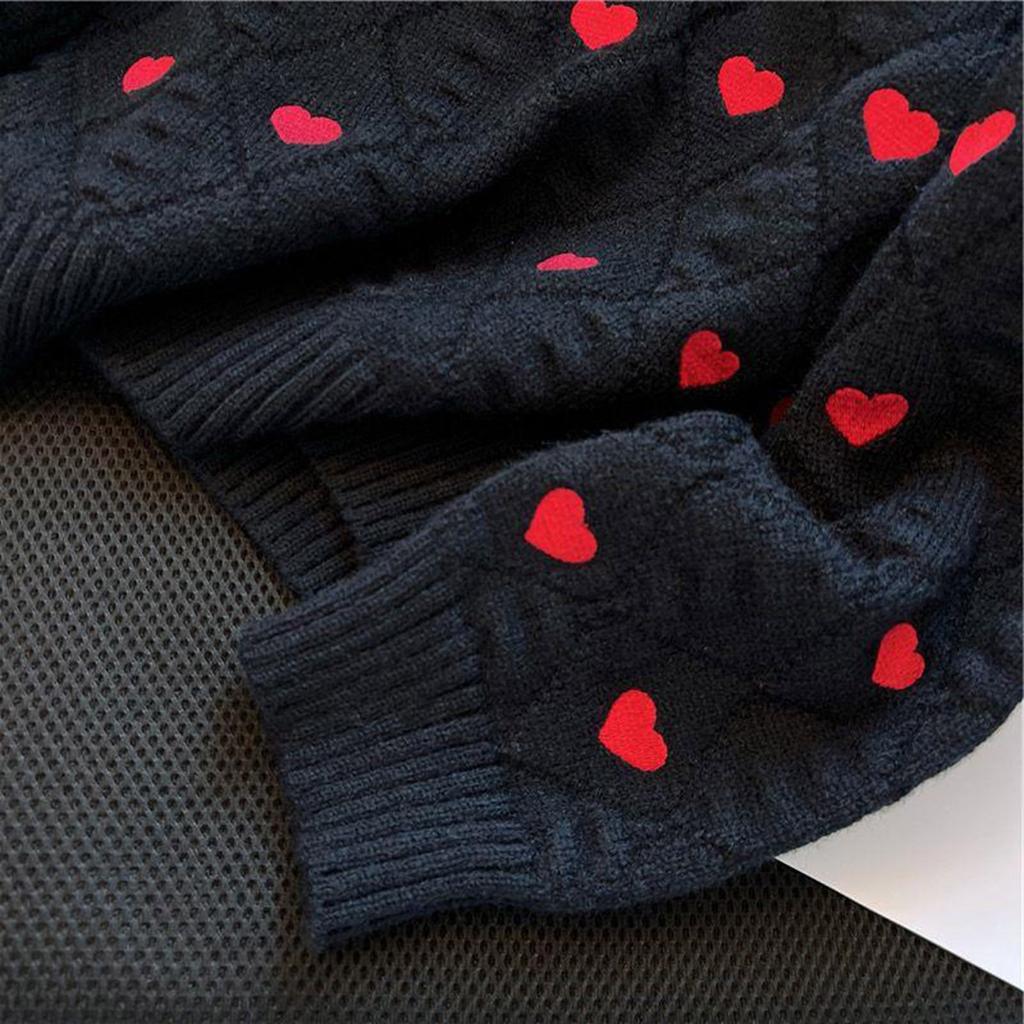 Women's Fashionable Little Love Sweater Knitted Top