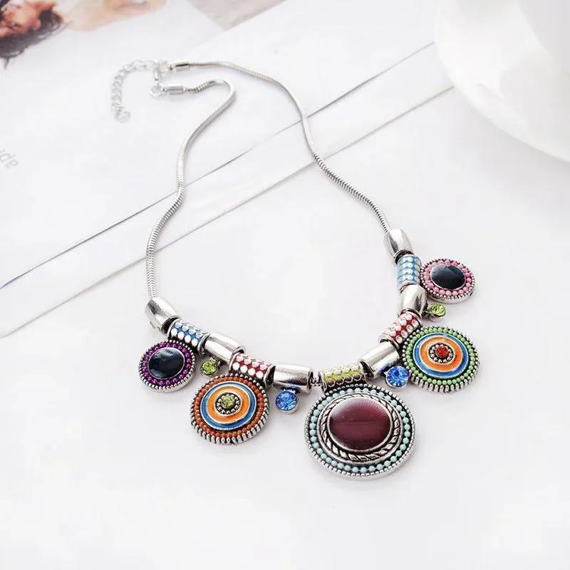 Vintage Ethnischer Stil Bunter Floral Geometrischer Anhänger Halskette Damen Bohemian Nische Festival Accessoires Schmuck