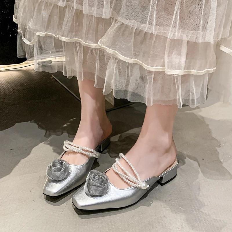Fashion Spring and Summer New Pearl Rose Block Heel Delicate with Skirt New Chinese Baotou Going Out Half Slippers Women