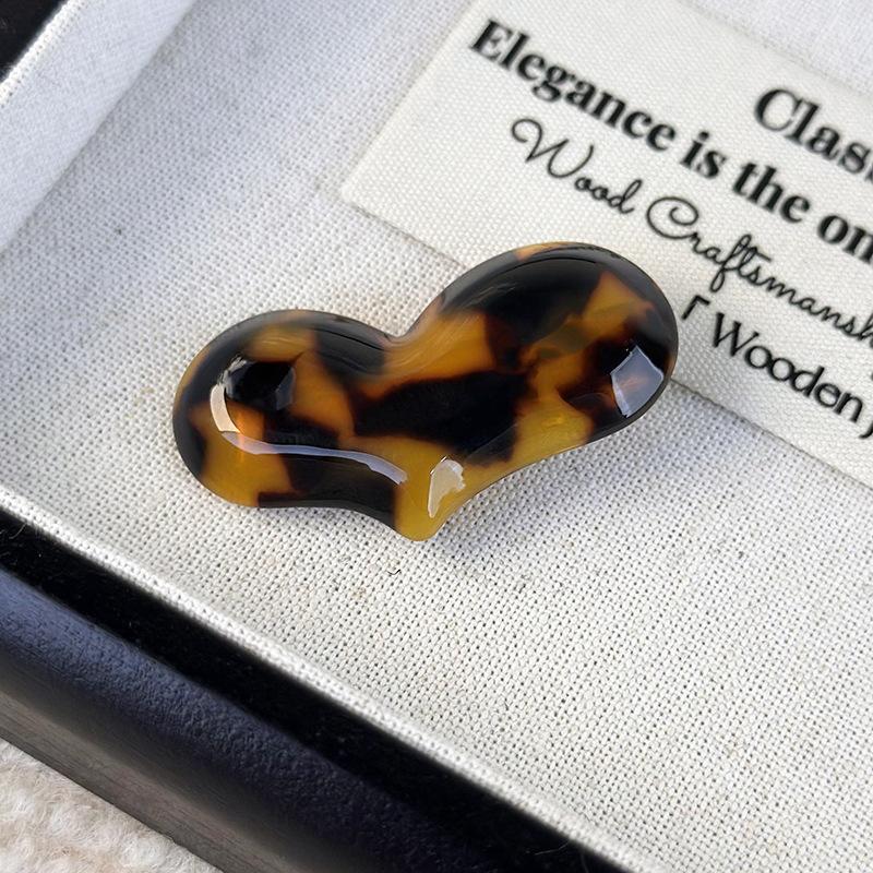 

Retro Romantic Sweet Heart Shape Hairpin Side Clip Colour Acetate Hair Clip for Women Girls Cute Love Barrettes Hair Accessories