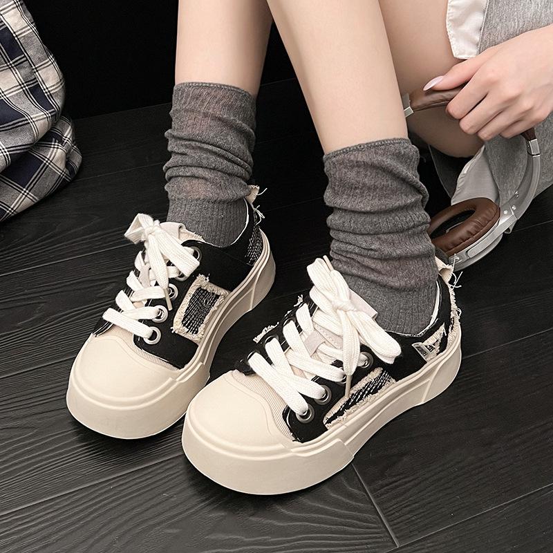 Popular super fire platform canvas shoes women's spring and autumn 2025 high-end casual lightweight white shoes versatile board shoes