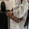 2025 New Pillow Bag Women's Large Capacity Design Sense Fashion Crossbody Shoulder Bag Women's Soft Face Handbag Women's