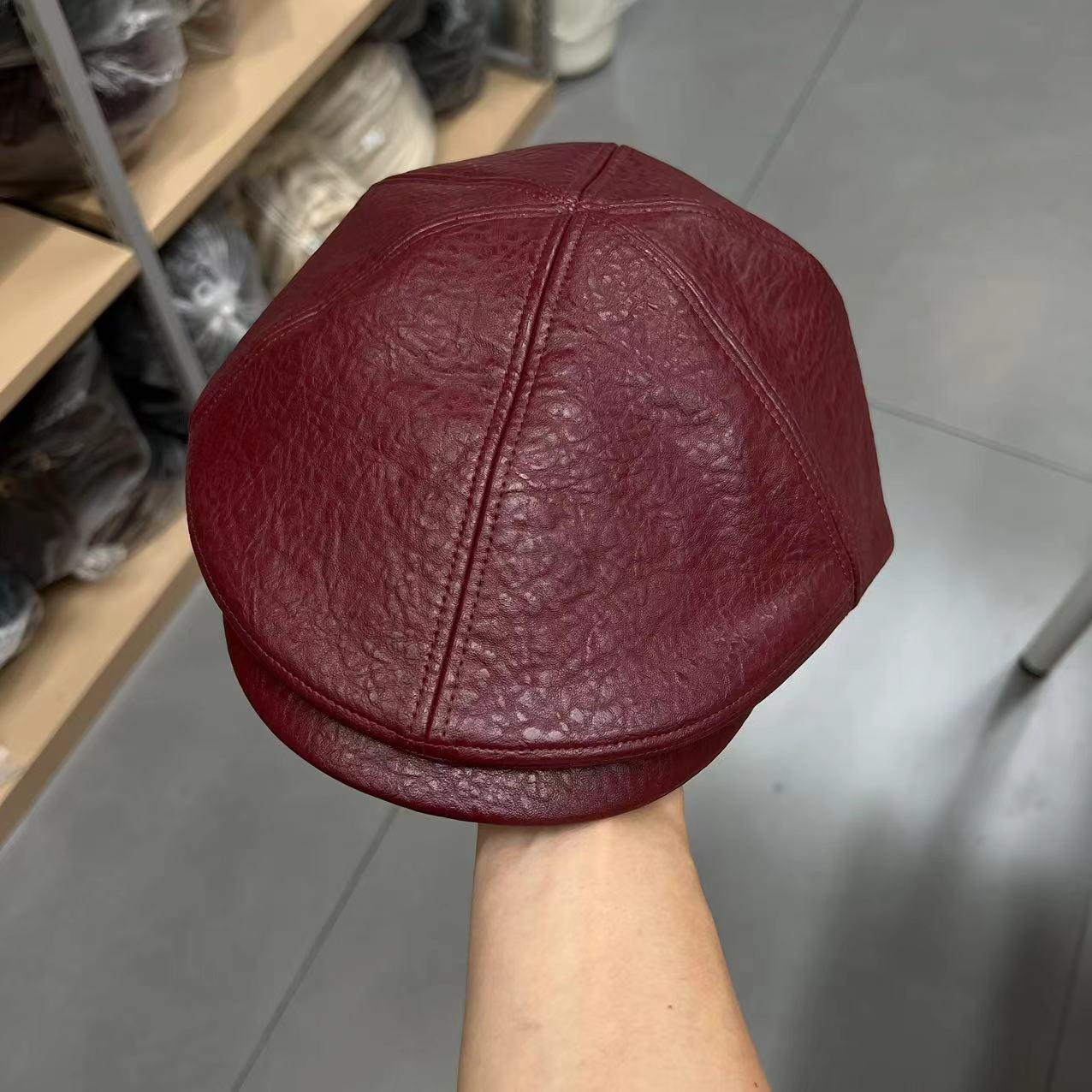 

Ретро старая кепка вперед осень и зима стиль арт-колледжа кепка для мальчиков и девочек шляпа детектива M（56-58cm） бордовый