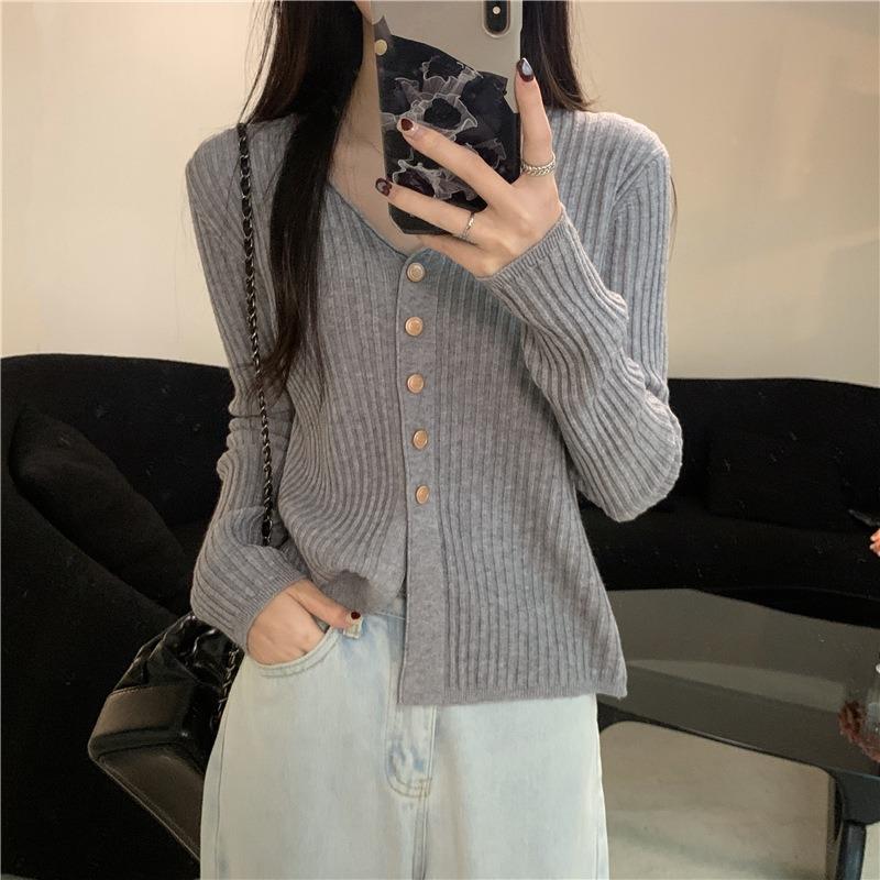 Early Spring Collar Knitted Sweater Women's Age-reducing Button Cardigan Long-sleeved Casual Fashion High-end Top
