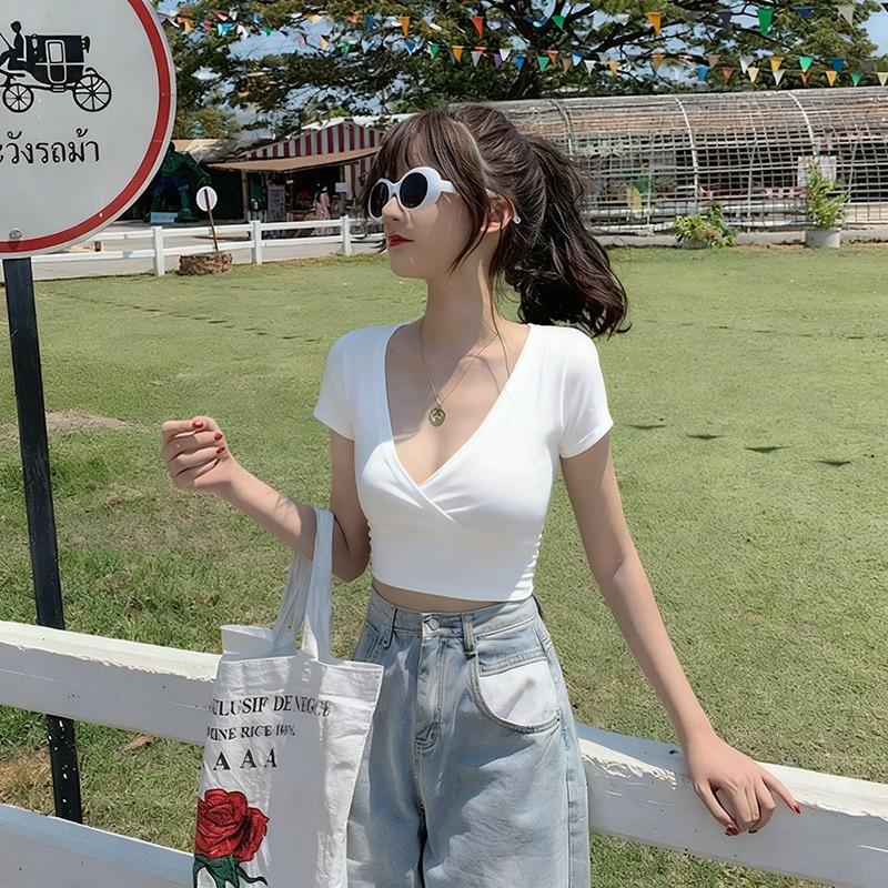 Women Navy Blue Floral Print Short Sleeve Crop Top With V Neck And Wrap Front Casual Summer Blouse