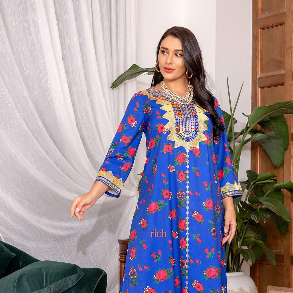 AB085 Dubai Abaya Muslimisches Kleid für Frauen aus dem Nahen Osten