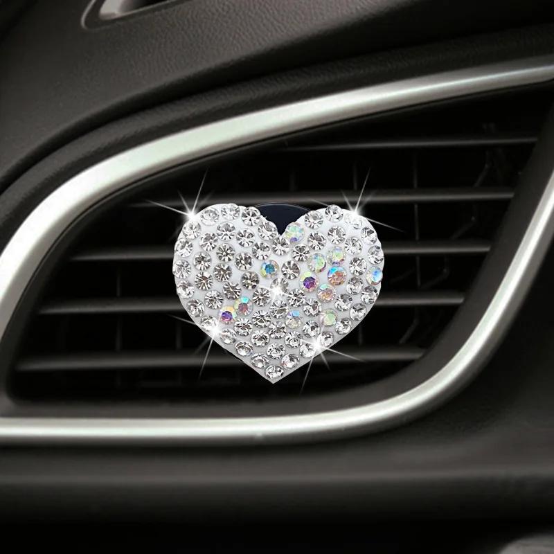

Creative Heart-Shaped Rhinestone Car Aromatherapy Clip Air Conditioning Air Outlet Perfume Decor Car Accessory белый